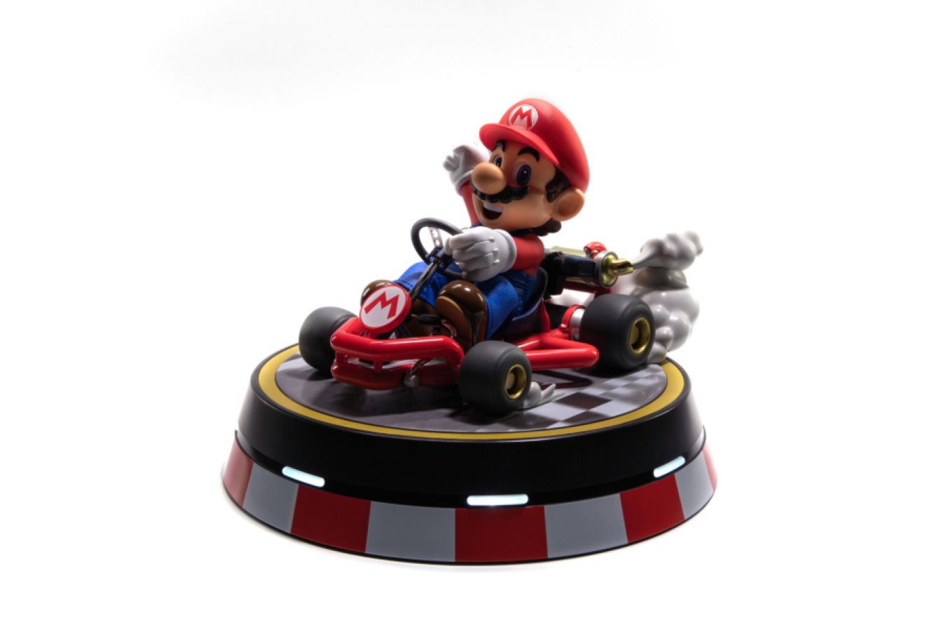 Super Mario PVC Statue Mario Kart Collector Edition