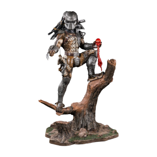 Predator 1:6 scale statue collectible with alternate head