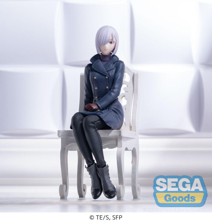 Spy Family Fiona Frost tennis figure in seated pose
